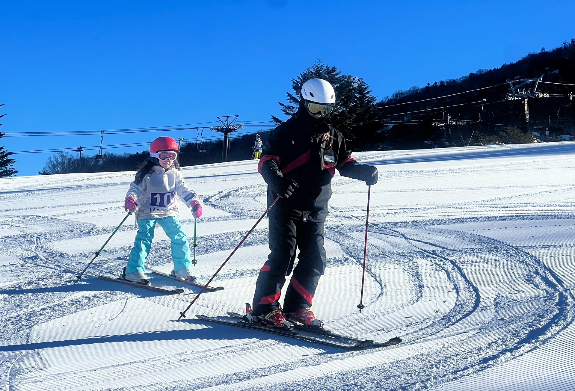 4/24出発 SAJ完全プライベートレッスンスキー ～夕方出発～【2泊3日】